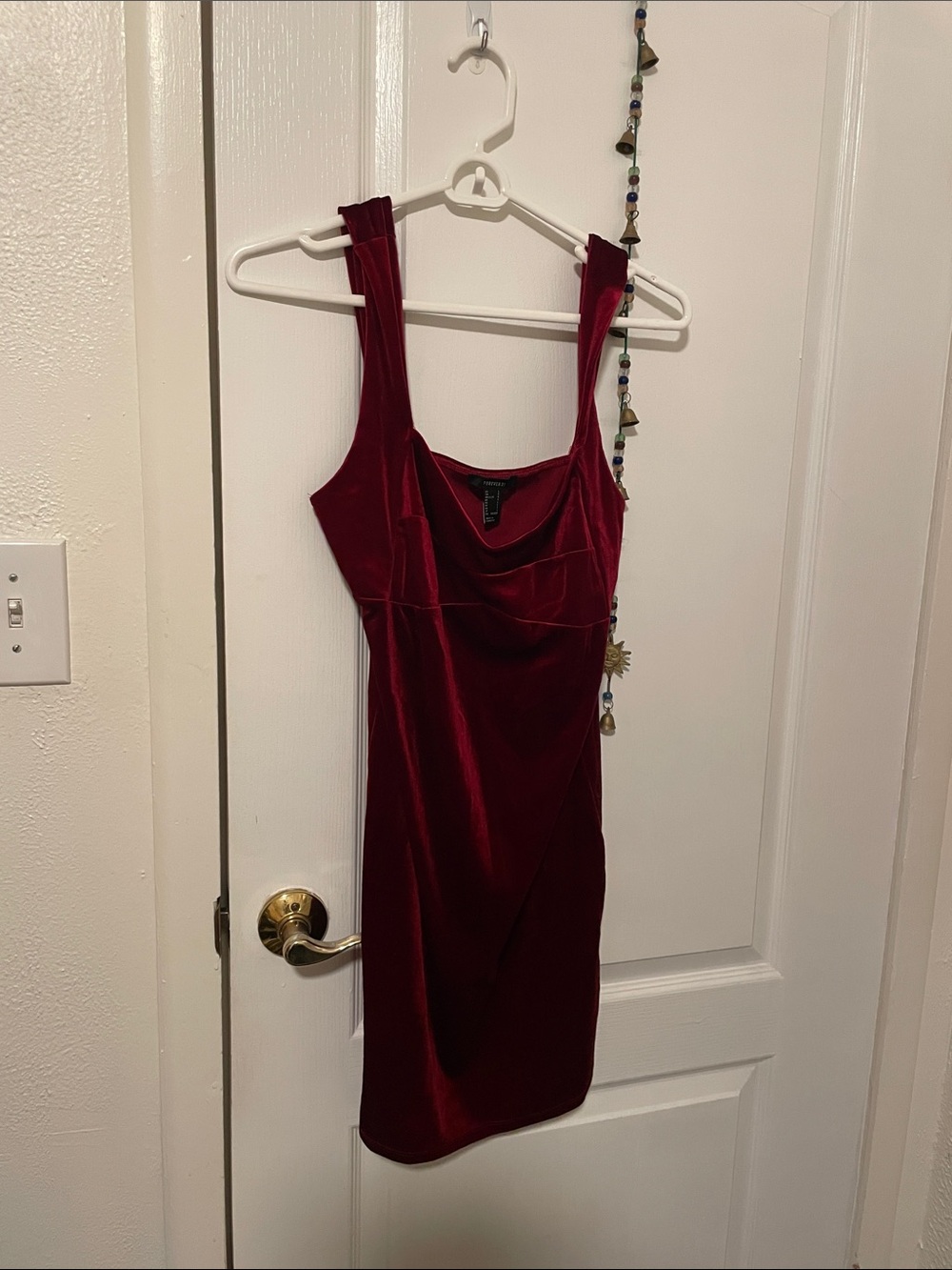 Forever 21 Velvet Burgundy Sleeveless Sheath Dress